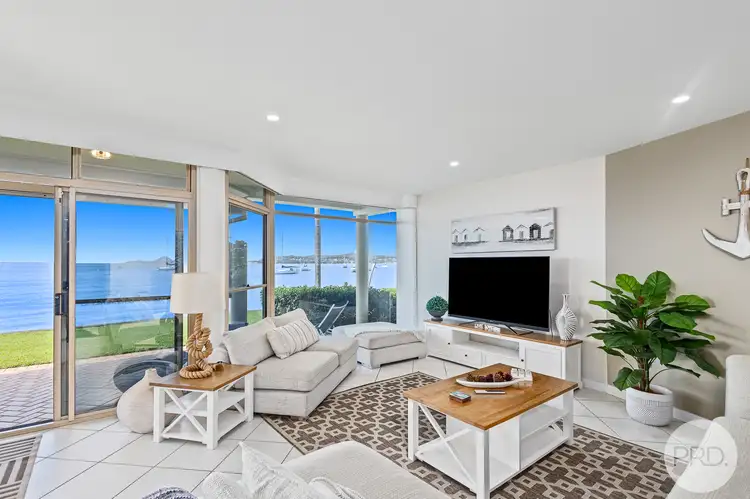 Third view of Homely semi-detached listing, 1/189 Soldiers Point Road, Salamander Bay NSW 2317