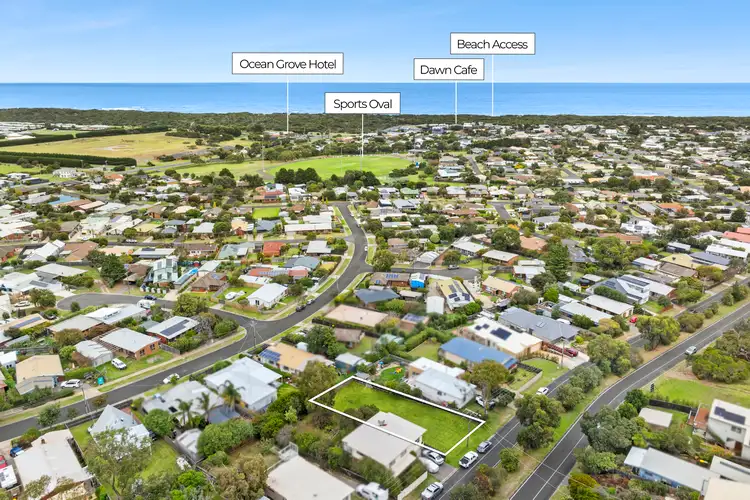 49 Sunset Strip, Ocean Grove VIC 3226