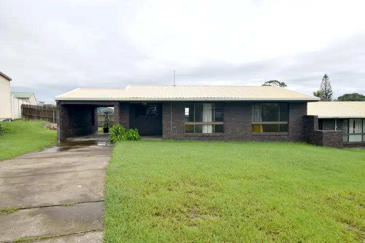 4a Camille Street, Clinton QLD 4680