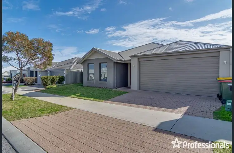 Second view of Homely house listing, 7 Apricot Road, Eglinton WA 6034