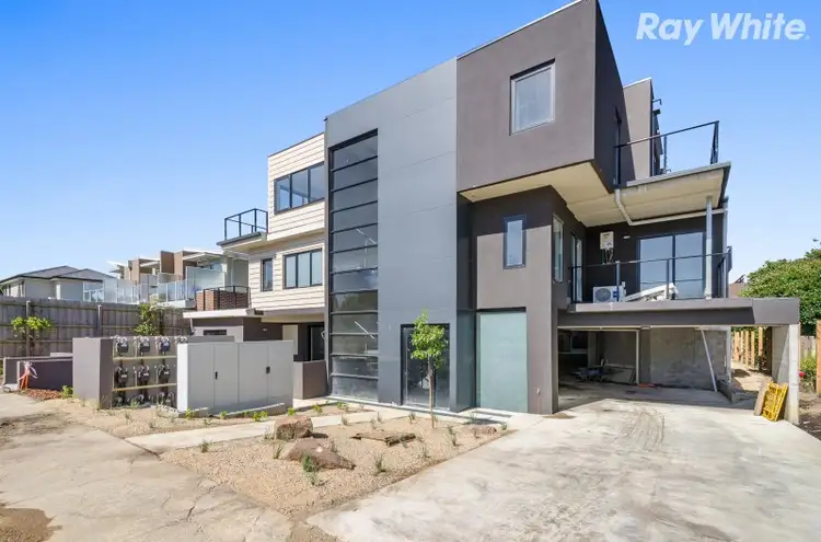 5/11 Tulip Crescent, Boronia VIC 3155