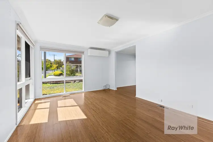 Second view of Homely house listing, 39 Carbeen Drive, Bundoora VIC 3083