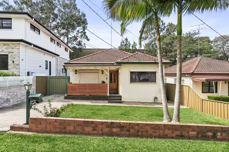35 Glamis Street, Kingsgrove NSW 2208