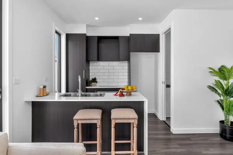 15 Duo Walk, Werribee VIC 3030