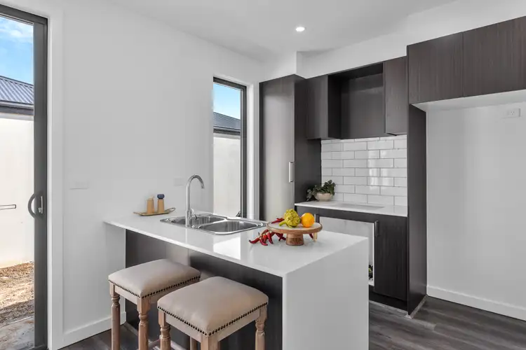Sixth view of Homely house listing, 15 Duo Walk, Werribee VIC 3030