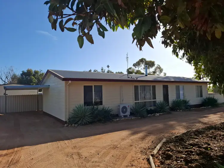 47 Middleton Road