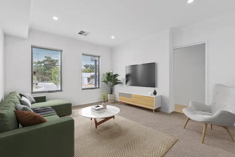 Second view of Homely house listing, 28 Uluru Crescent, Baldivis WA 6171