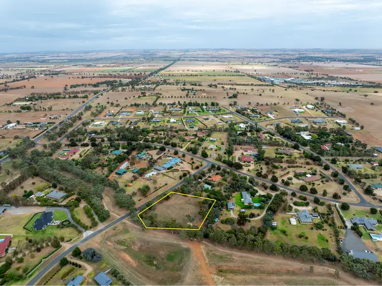 7 Gwynne Place, Junee NSW 2663