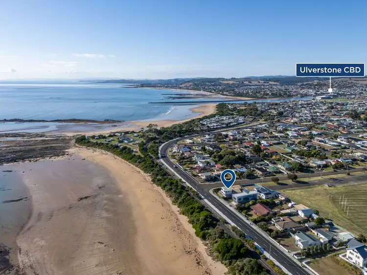 8 Penguin Road, West Ulverstone TAS 7315