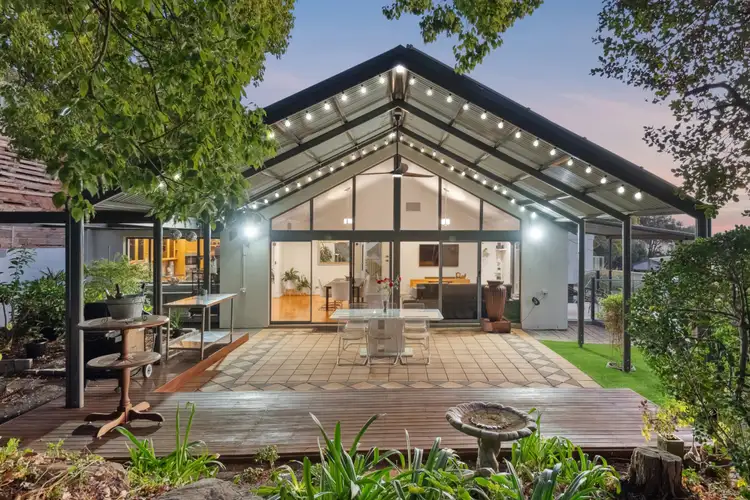 6A Joseph Avenue