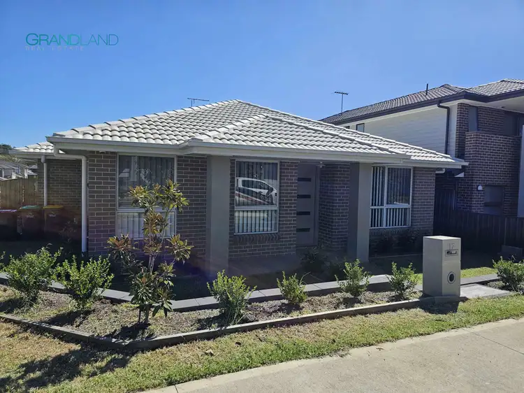 17. Rosslyn Drive, Claymore NSW 2559