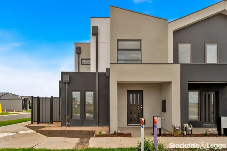 106 Farm Crescent, Donnybrook VIC 3064