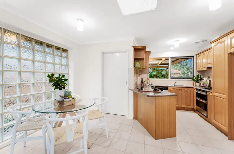 Fourth view of Homely unit listing, 2/10 Edward Street, Macleod VIC 3085