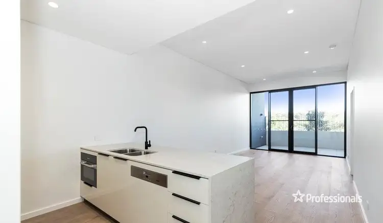 Fifth view of Homely unit listing, 2/11 Mykonos View, Iluka WA 6028