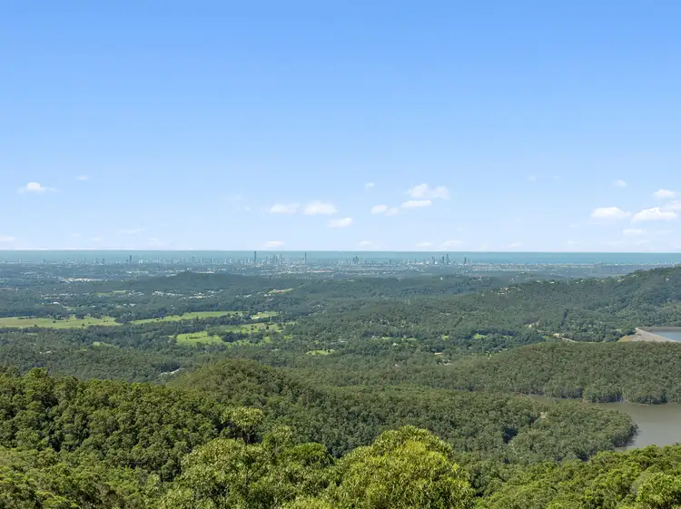 10 Gretty Lane, Lower Beechmont QLD 4211