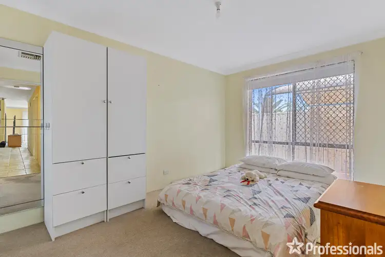 Seventh view of Homely house listing, 6 Mandfield Way, Parmelia WA 6167