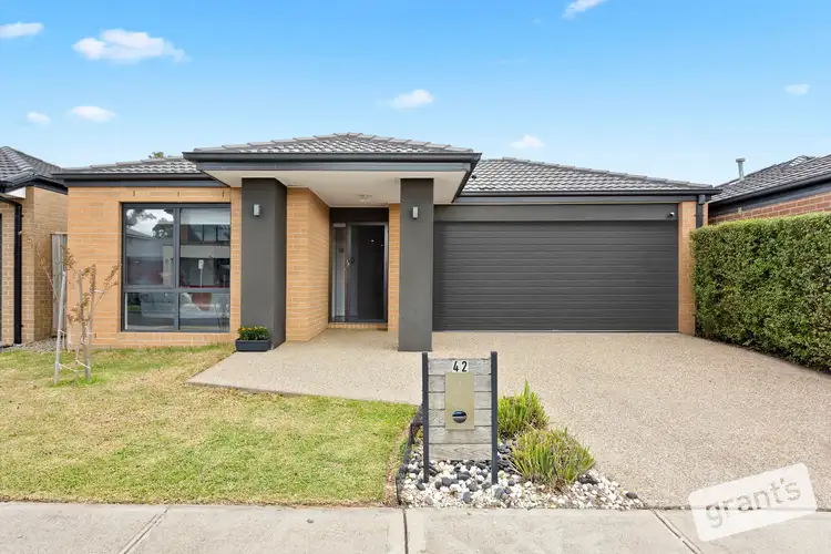 42 Jackwood Drive, Clyde North VIC 3978