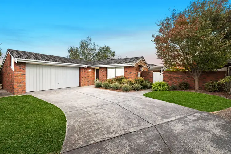32 Taldra Drive, Ferntree Gully VIC 3156