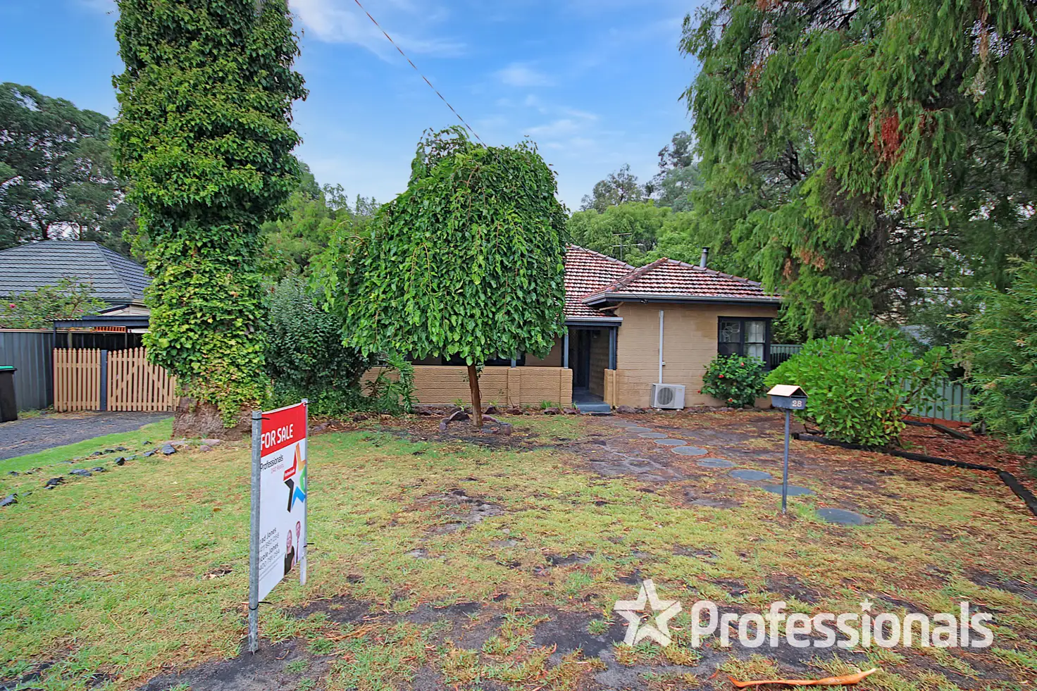 Main view of Homely house listing, 28 Gladstone Crescent, Collie WA 6225