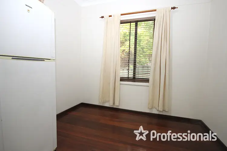 Sixth view of Homely house listing, 28 Gladstone Crescent, Collie WA 6225