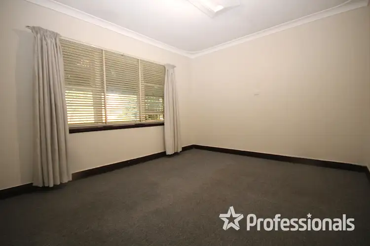Seventh view of Homely house listing, 28 Gladstone Crescent, Collie WA 6225