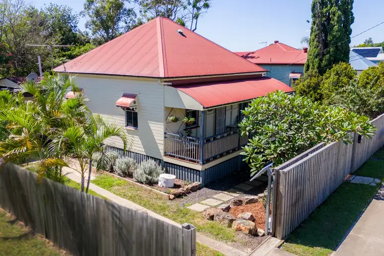 140 Blackstone Road, Silkstone QLD 4304