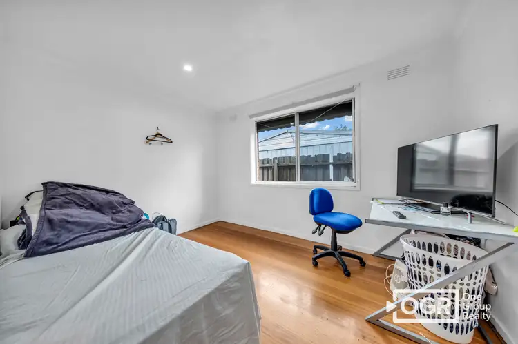 Fifth view of Homely house listing, 2 Hay Court, Craigieburn VIC 3064