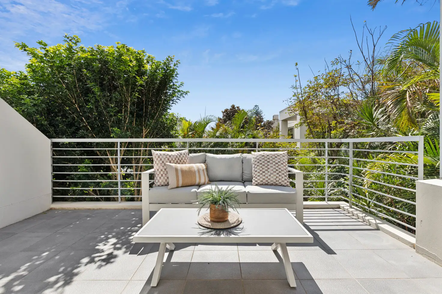 Main view of Homely unit listing, 12/118-120 Ocean Street, Narrabeen NSW 2101