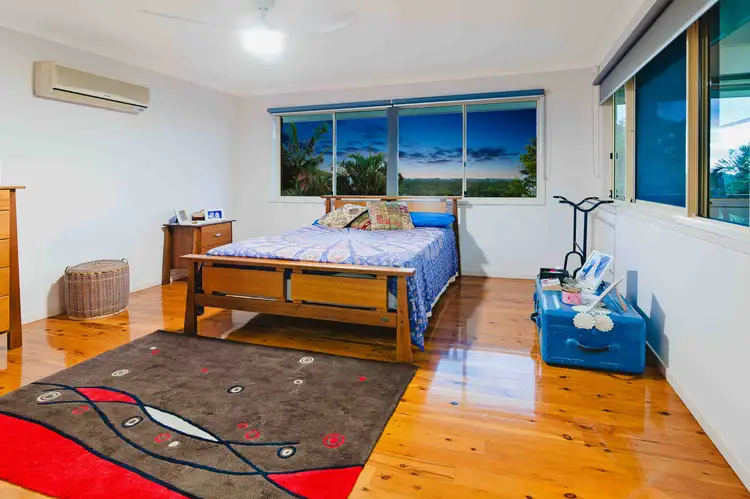 Fifth view of Homely house listing, 69 Ingles Circuit, Arundel QLD 4214
