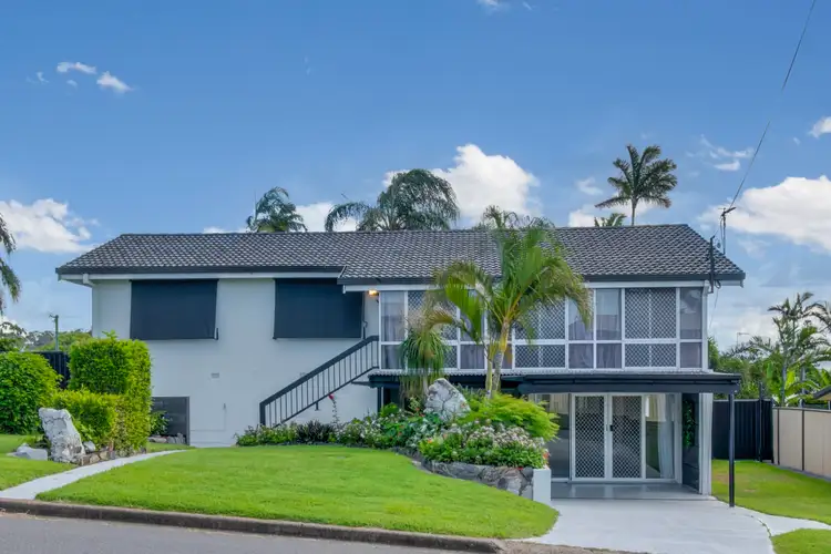 16 Wistari Street, Clinton QLD 4680
