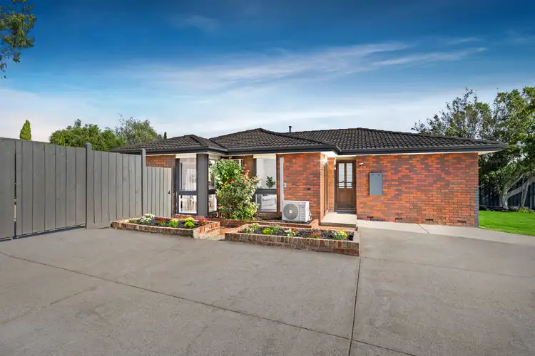 6 Windermere Drive, Ferntree Gully VIC 3156