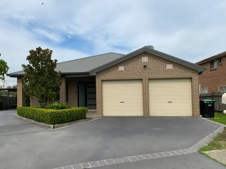 13 Telford Place, Prairiewood NSW 2176