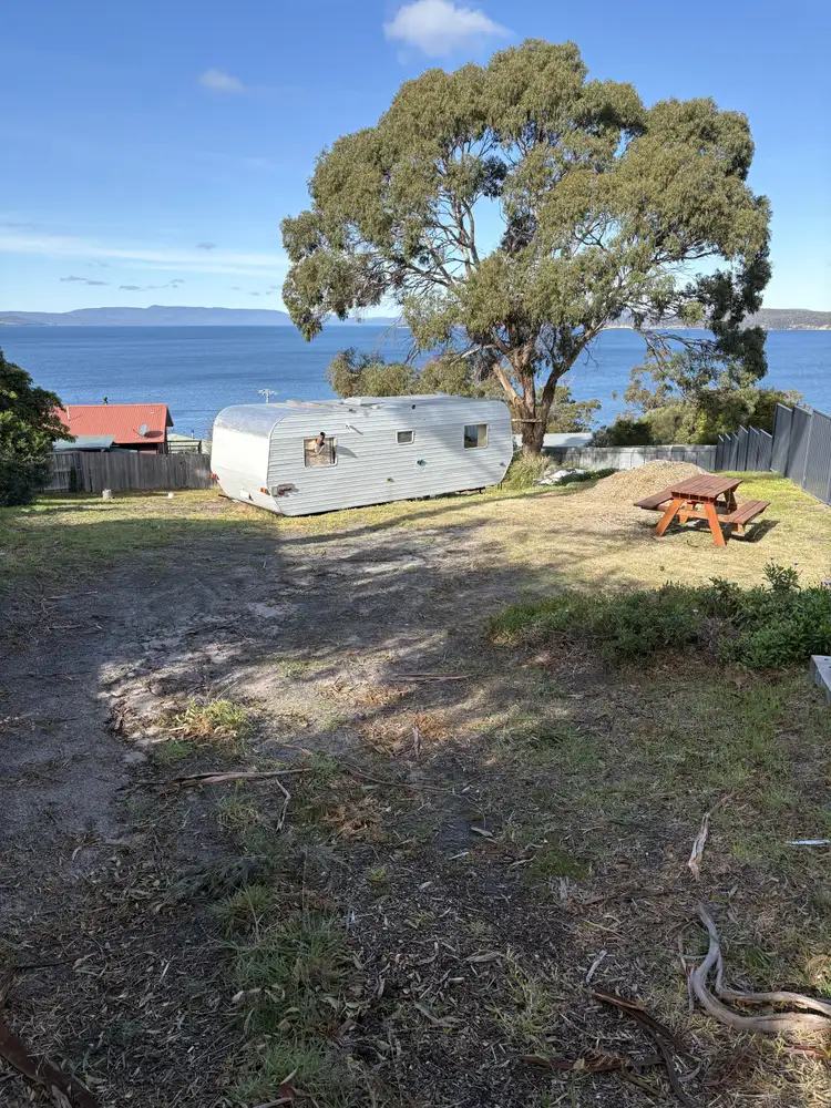 4 Pine Court, Primrose Sands TAS 7173
