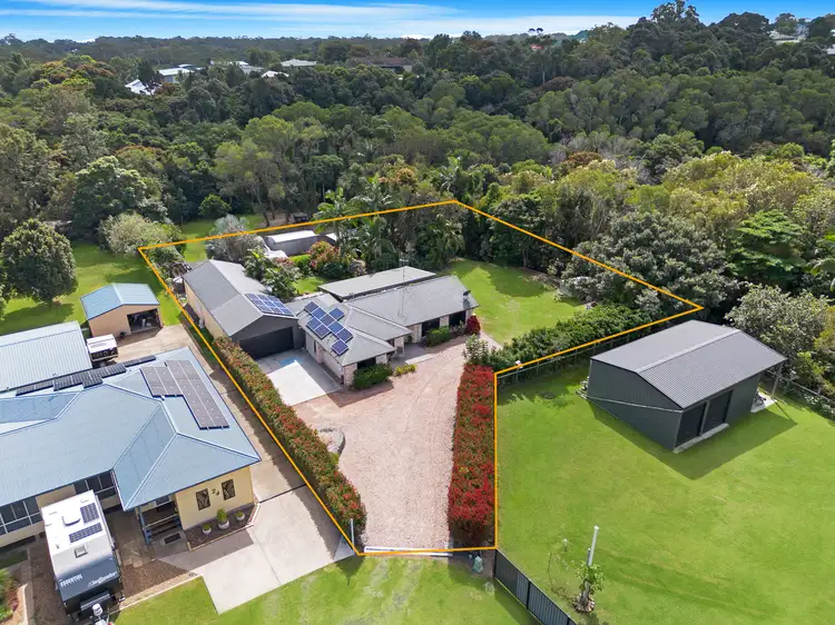 7 Stocks Road, Dundowran Beach QLD 4655
