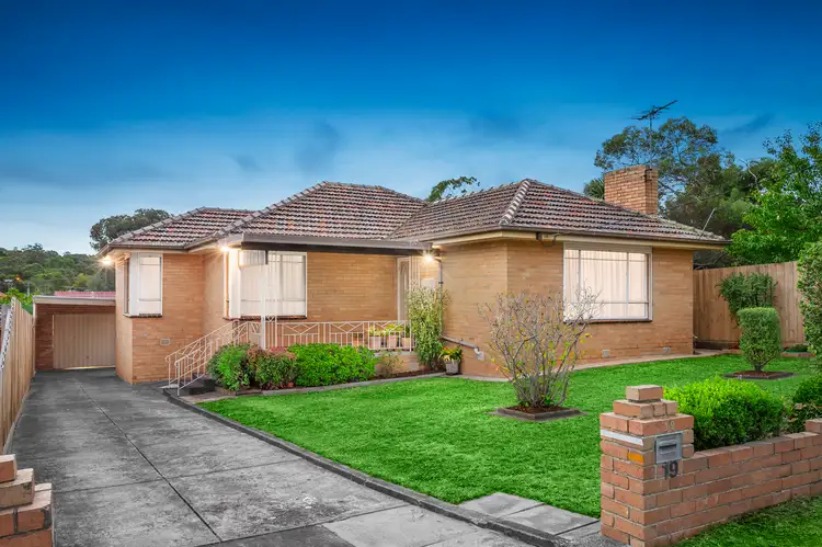 19 Argyle Street, Macleod VIC 3085