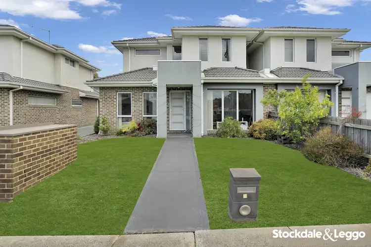 2/63 Wackett Street, Laverton VIC 3028