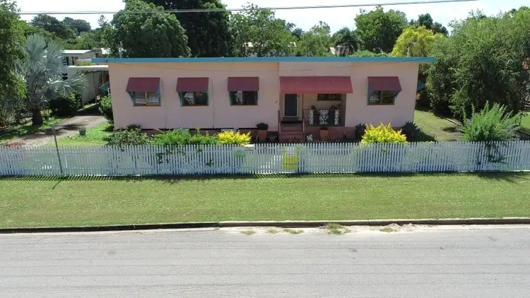 18 Hackett Terrace, Richmond Hill QLD 4820