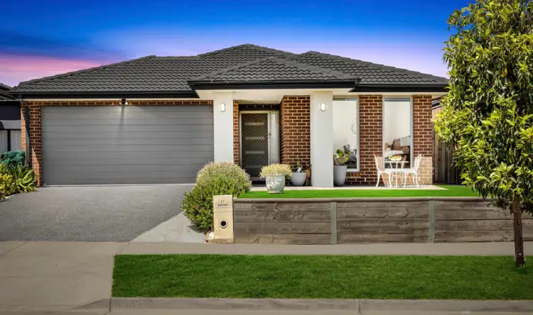 21 Carmichael Drive, Wollert VIC 3750