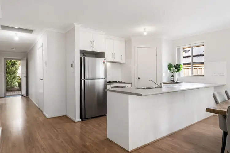 Fifth view of Homely house listing, 8 / 45 Melsetter Road, Huntfield Heights SA 5163