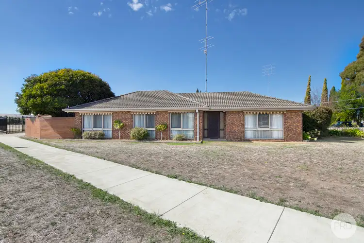 30 Langstaffe Drive