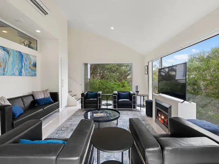 2B Harbour View, Sandy Point VIC 3959