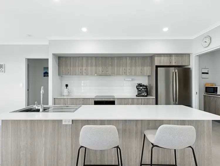 Third view of Homely house listing, 10 Seagull Circuit, Point Vernon QLD 4655
