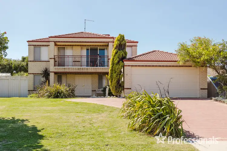 77 Whitfield Drive, Two Rocks WA 6037