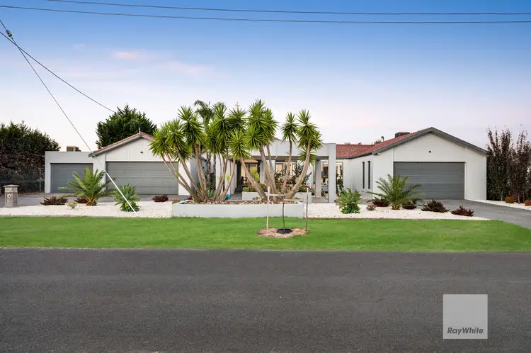 9 Buchanan Place, Greenvale VIC 3059