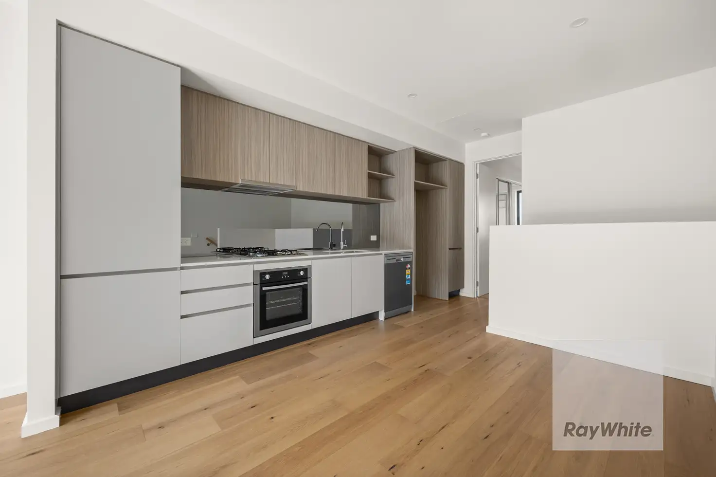 Main view of Homely townhouse listing, 33 Nova Circuit, Bundoora VIC 3083