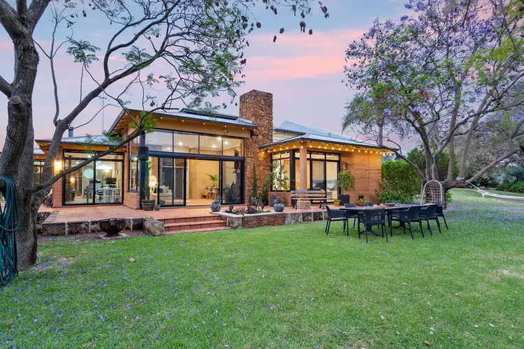 7 Banksia Terrace, South Yunderup WA 6208