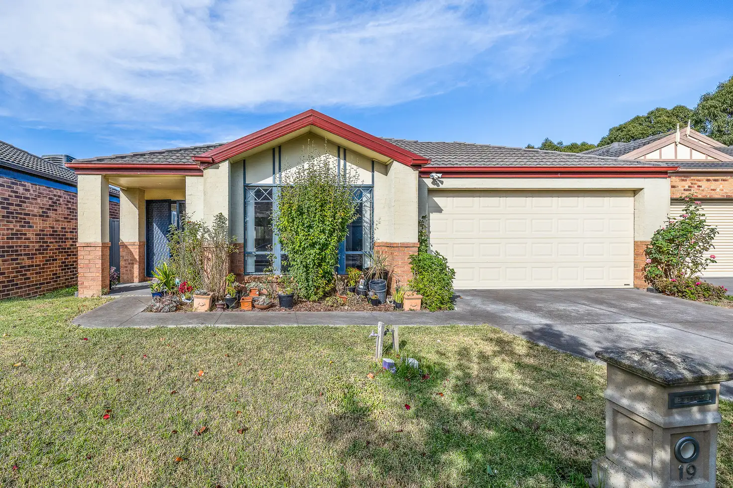 Main view of Homely house listing, 19 Mossman Drive, Cranbourne East VIC 3977