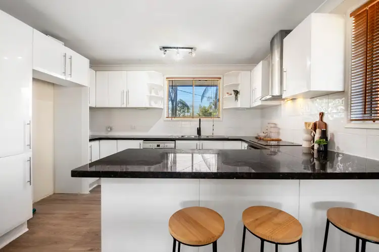 Sixth view of Homely house listing, 8 Vista Road, Sunshine NSW 2264