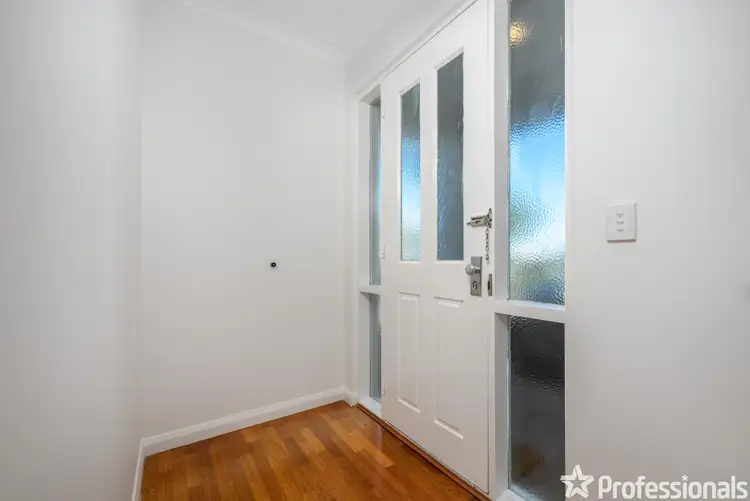 Fifth view of Homely house listing, 1/4 Ringwood Loop, Wellard WA 6170