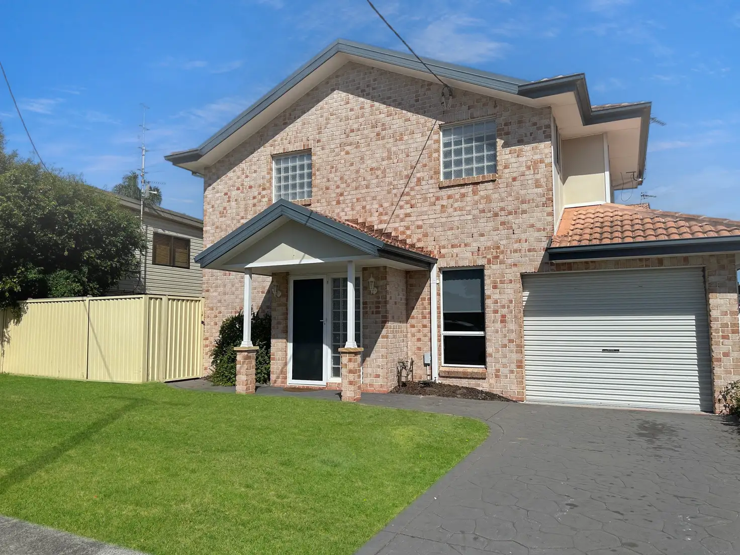 Main view of Homely house listing, 1/58-60 Peterborough Ave, Lake Illawarra NSW 2528
